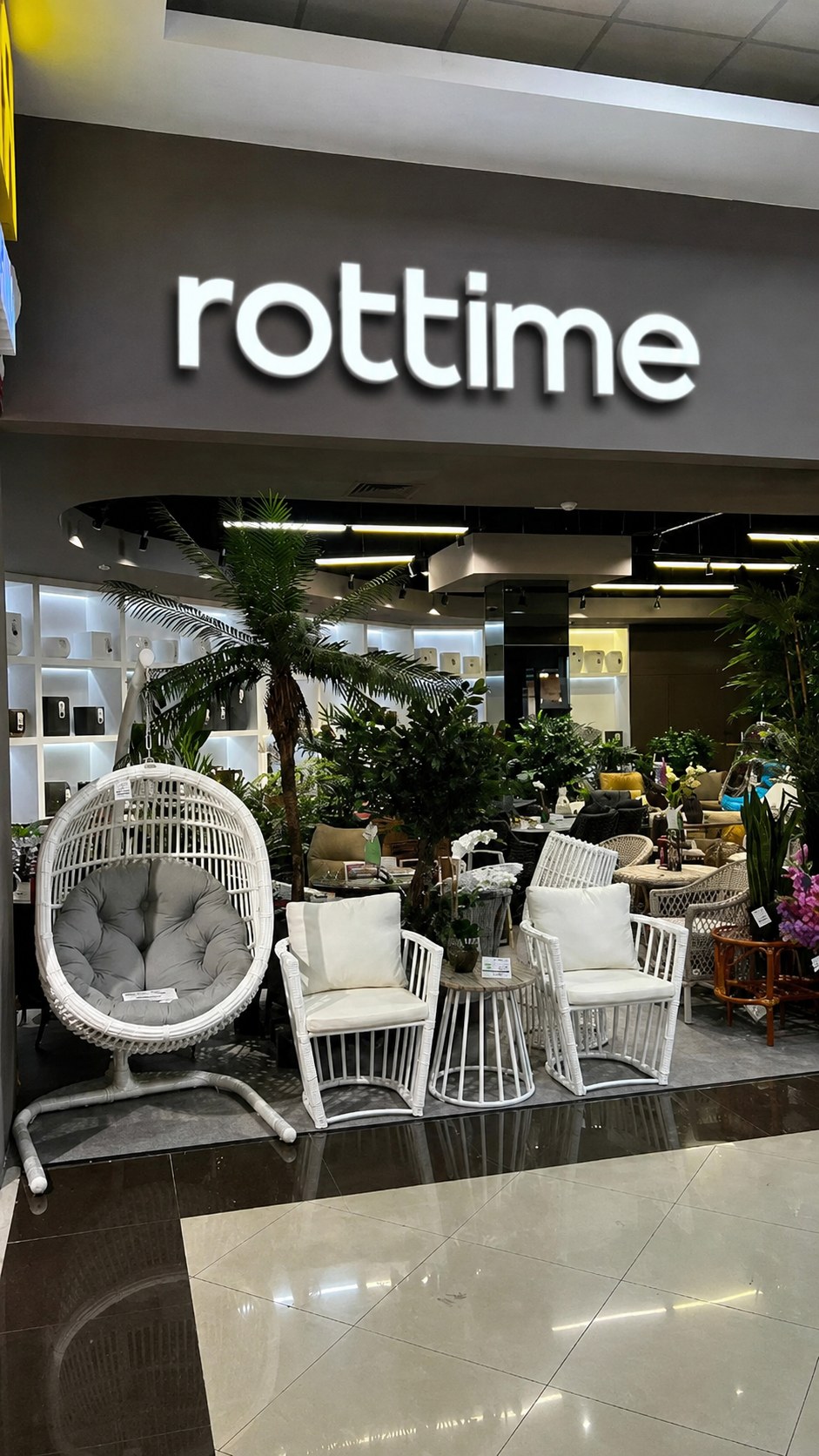 Шоурум Rottime в городе Орёл